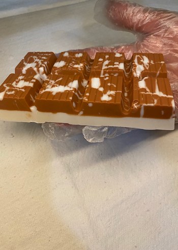 Kahverengi Beyaz Desenli Sabun - Görsel 3