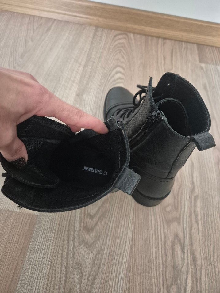 Siyah Deri  Kadın Bot - Görsel 5