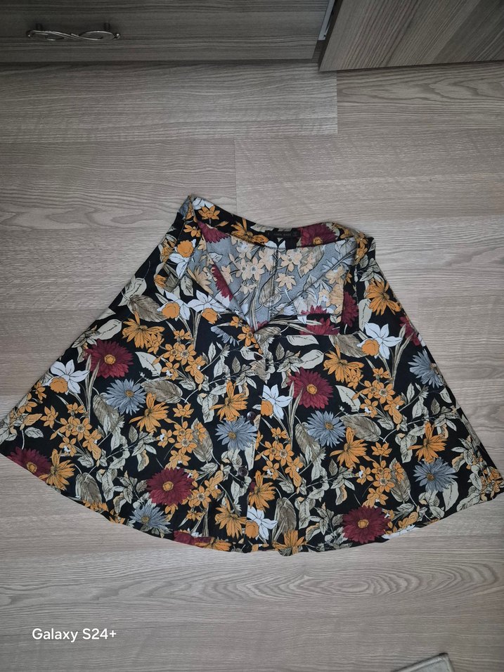 Çiçek Desenli Düğmeli Bohem Midi Etek - Görsel 2