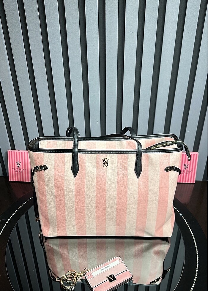 VİCTORİA SECRET ÇANTA - Görsel 2