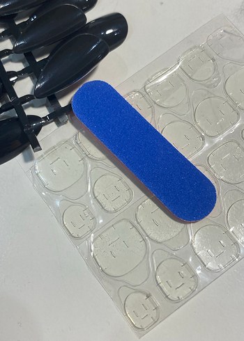 Parlak Beyaz Tırnak Süslemeleri - Görsel 4