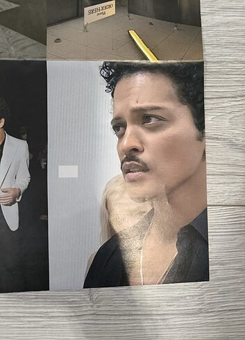  Arkalı önlü Rose & Bruno Mars APT posteri