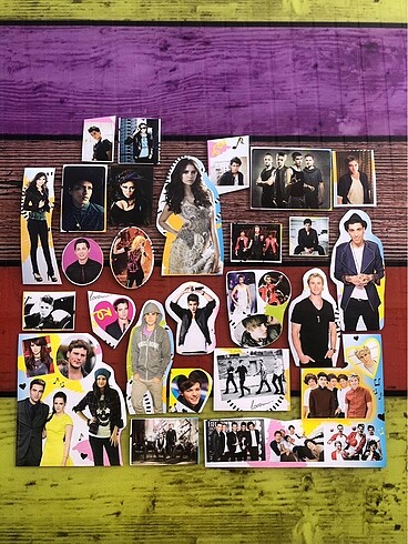 222 Adet Ünlü Çıkartması + Diğer Sticker
