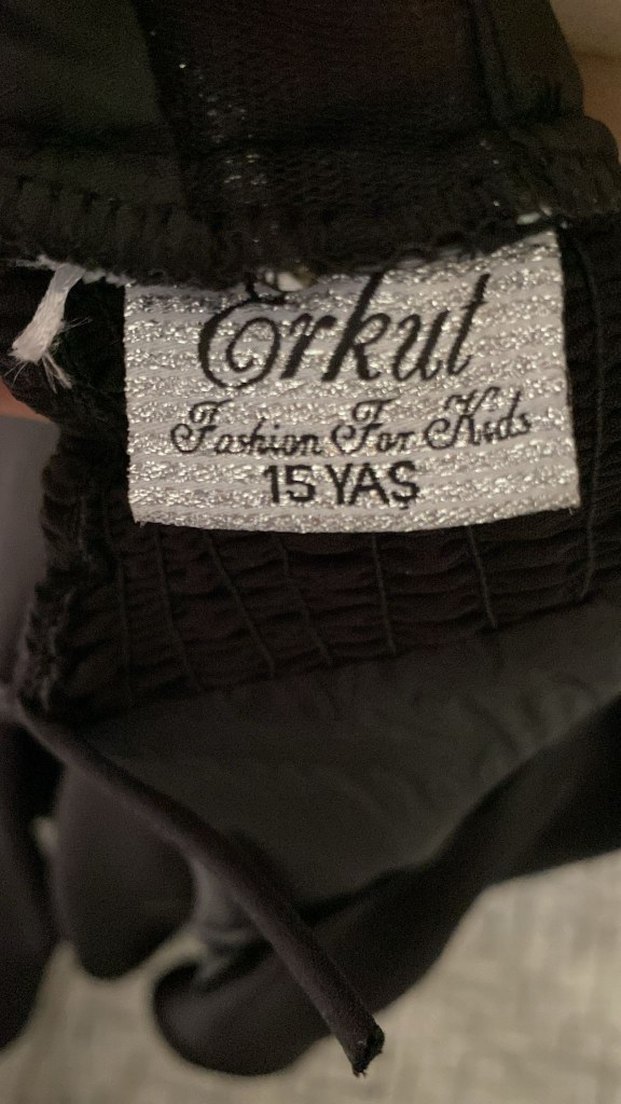 Zincir Detaylı Straplez Siyah Midi Elbise - Görsel 3