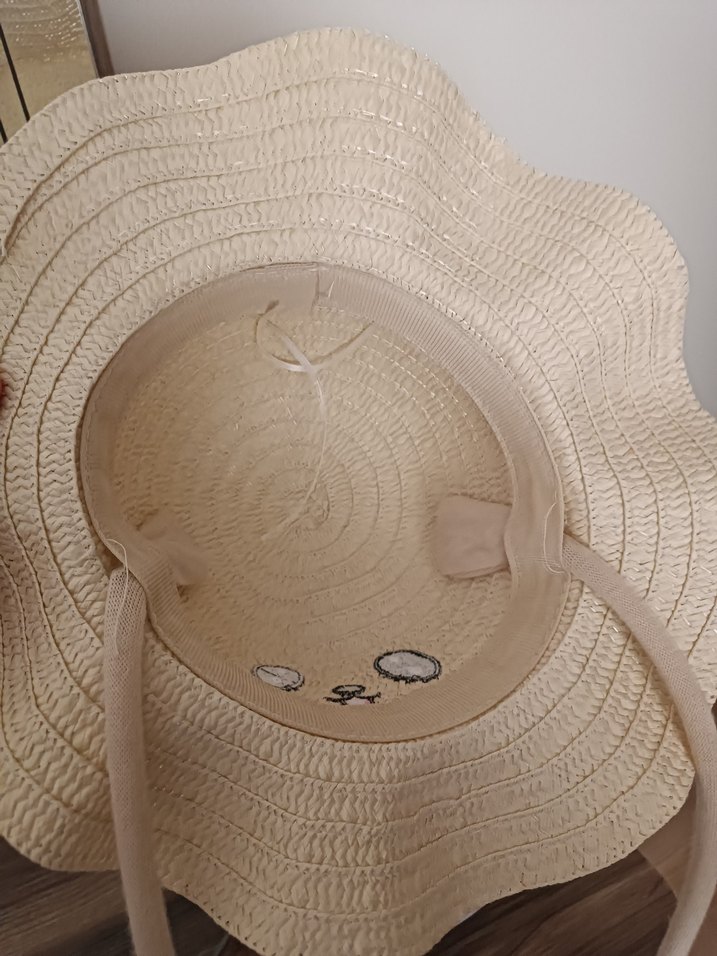 Nakışlı Bej Çocuk Şapkası - Görsel 3