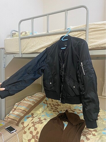 PULL BEAR BOMBER CEKET