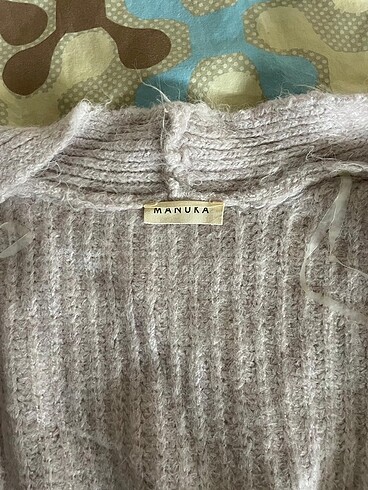 Zara MANUKA HIRKA