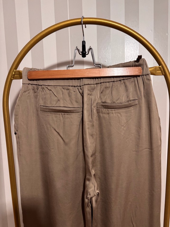 Nakışlı Kemerli Rahat Kesim Kadın Kumaş Pantolon - Görsel 4