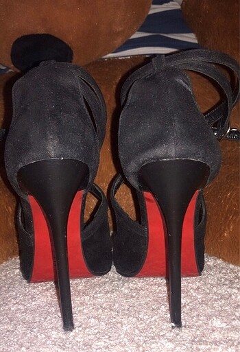 39 Beden Stiletto