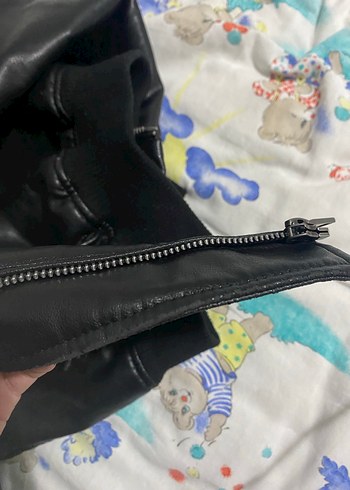 Siyah Deri Fermuarlı Kadın Ceket - Görsel 4