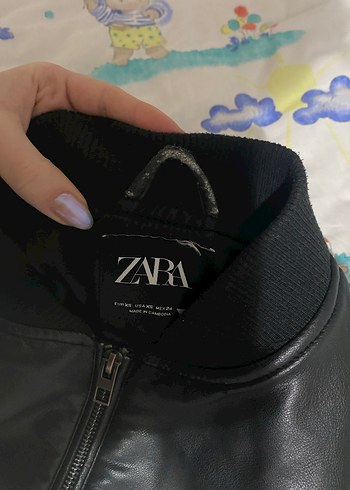 Siyah Deri Fermuarlı Kadın Ceket - Görsel 2