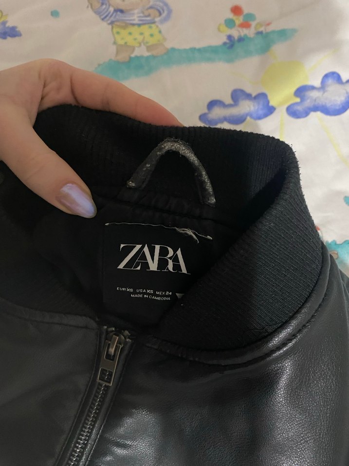 Siyah Deri Fermuarlı Kadın Ceket - Görsel 2