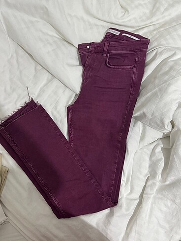 Bershka Straight Fit Jean