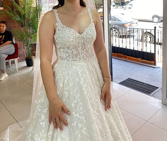 HELEN MODEL GELİNLİK