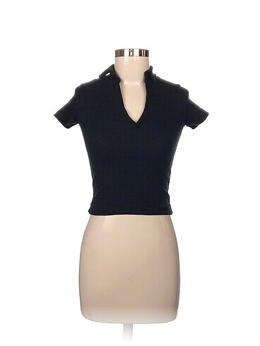 Diğer T-shirt %70 İndirimli.
