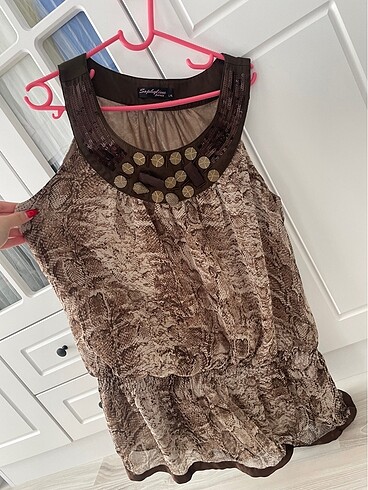 Vintage Love kahverengi taşlı bluz
