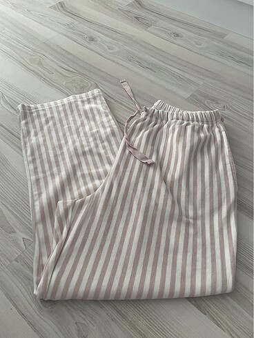 oysho pembe çizgili pijama altı polar
