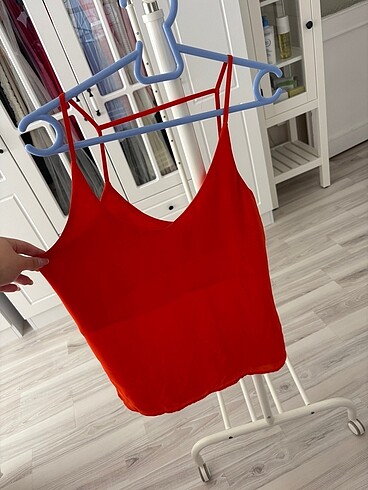 h&m nar çiçeği askılı bluz
