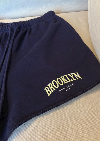 Bershka bershka yazılı şort lacivert