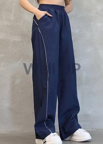 Kadın Lacivert Bol Kesim Paraşüt Eşofman - Görsel 10