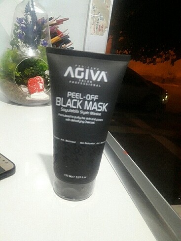 Siyah maske