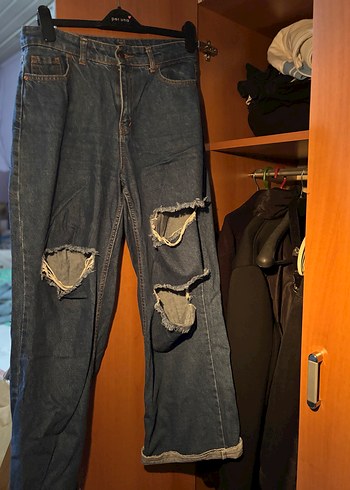 Kadın Gri Yırtık Bol Kesim Denim Pantolon - Görsel 2