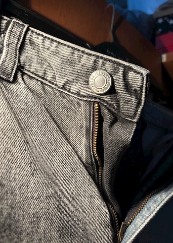 Gri Düğmeli Kadın Midi Jean - Görsel 2