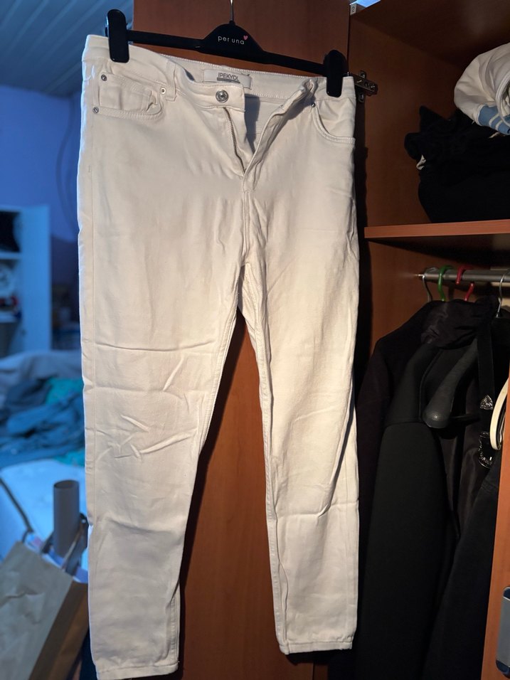 Beyaz Pamuklu Kadın Jean - Görsel 4