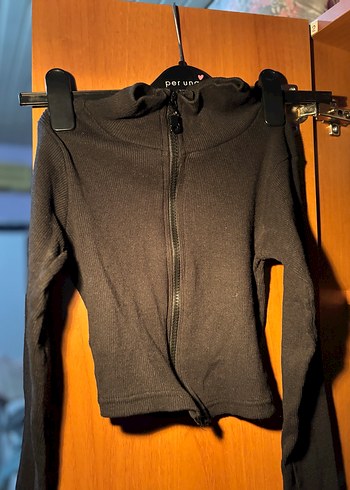 Siyah Fermuarlı Uzun Kollu Kadın Sporcu Ceketi - Görsel 2