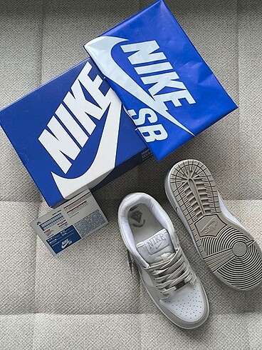 37 Beden camel Renk NİKE DUNK LOW GREY?