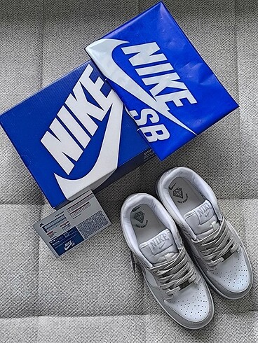 Nike NİKE DUNK LOW GREY?