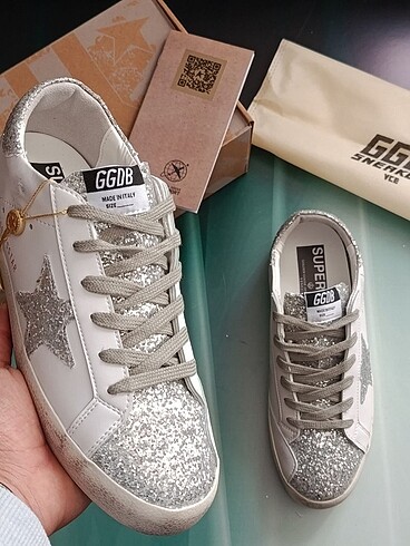 Golden goose