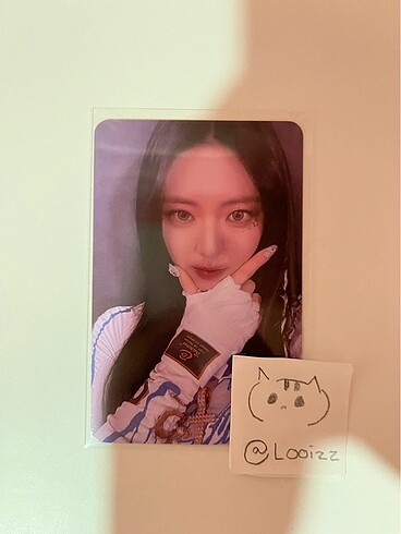 Itzy yuna orjinal pc