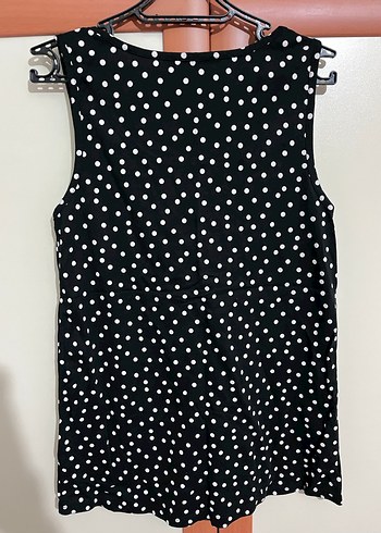 Puantiye Desenli Siyah Kolsuz - Görsel 2