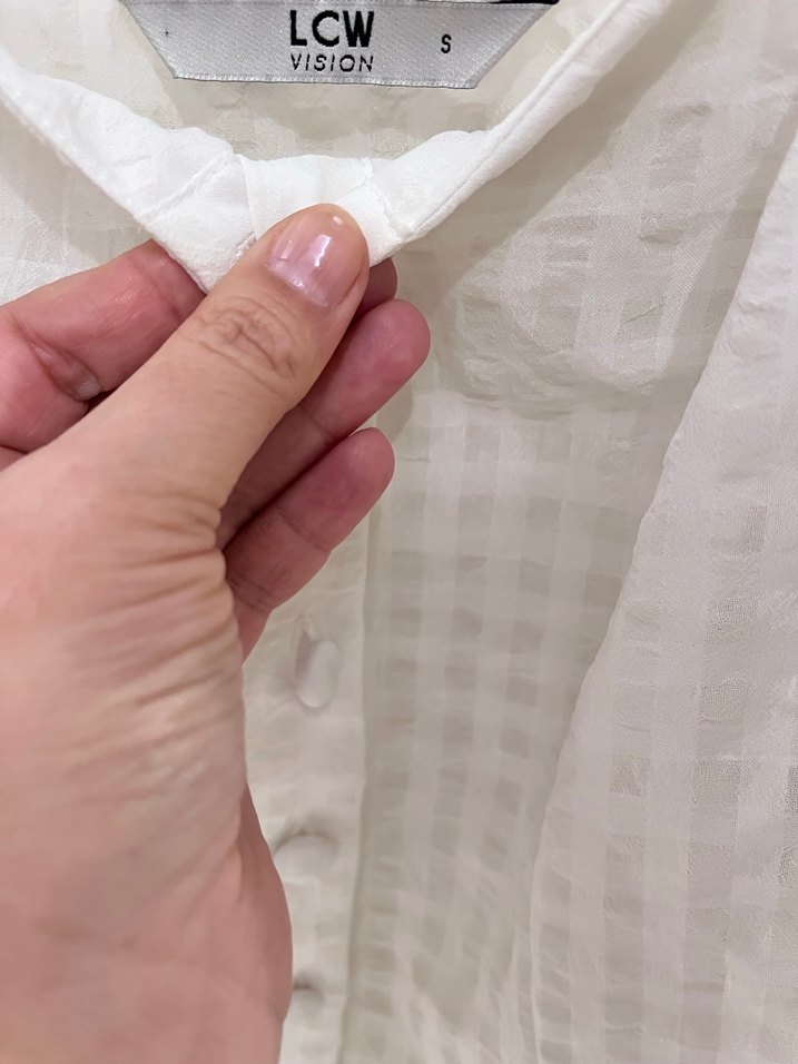 Düğmeli Beyaz Kareli Pamuklu Bluz - Görsel 4