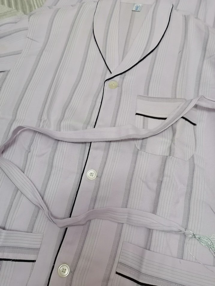 Uzun Kollu Beyaz Gri Çizgili erkek Pijama Takımı - Görsel 2