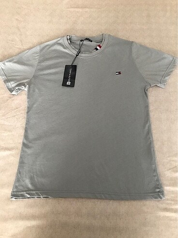 Tommy hilfiger tişört