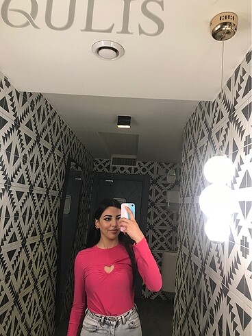 Kalp yaka çıtçıtlı body bluz