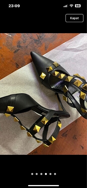38 Beden Valentino