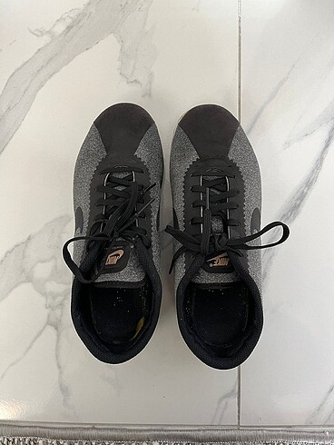 Nike kadın spor ayakkabı