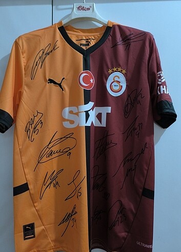 Galatasaray imzalı forma 