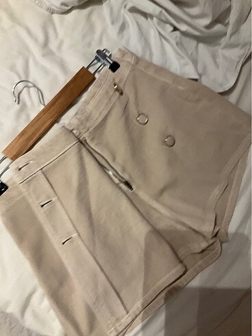 m Beden ten rengi Renk Zara Denim Düğmeli Kruvaze Şort Etek