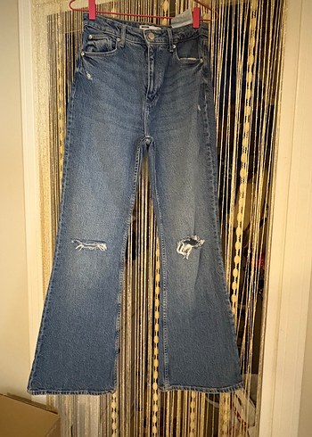 Bershka Bershka Kadın Flare Distressed Yüksek Bek Jean