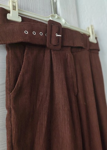 Kahverengi Süet Kemerli Kadın Pantolon - Görsel 2