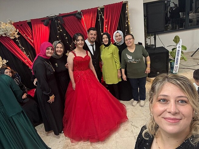 Kına elbisesi