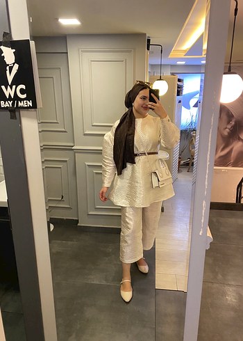 Beyaz Uzun Kollu Kemerli Kadın jakar Takım - Görsel 2