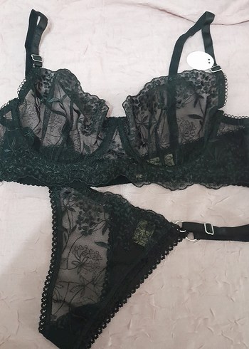 Siyah Gotik Dantel Sütyen ve Tanga Takımı 80B L_XL - Görsel 2