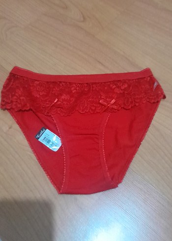 Kırmızı ve Krem Dantel Detaylı Kadın Külot L - Görsel 3