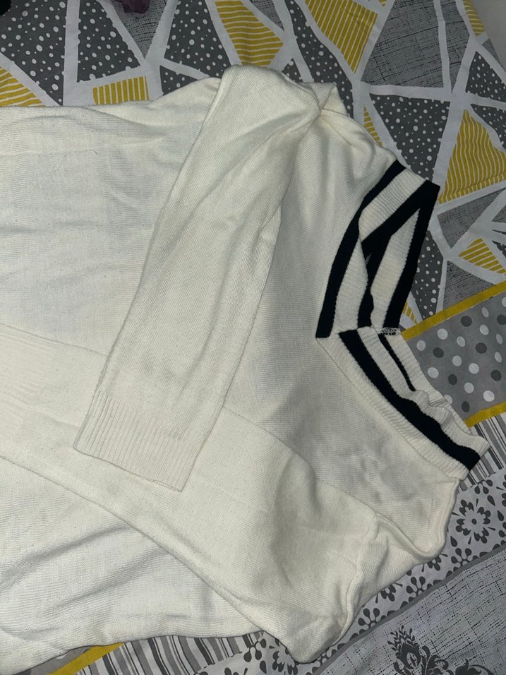 İnce triko bej bluz - Görsel 4