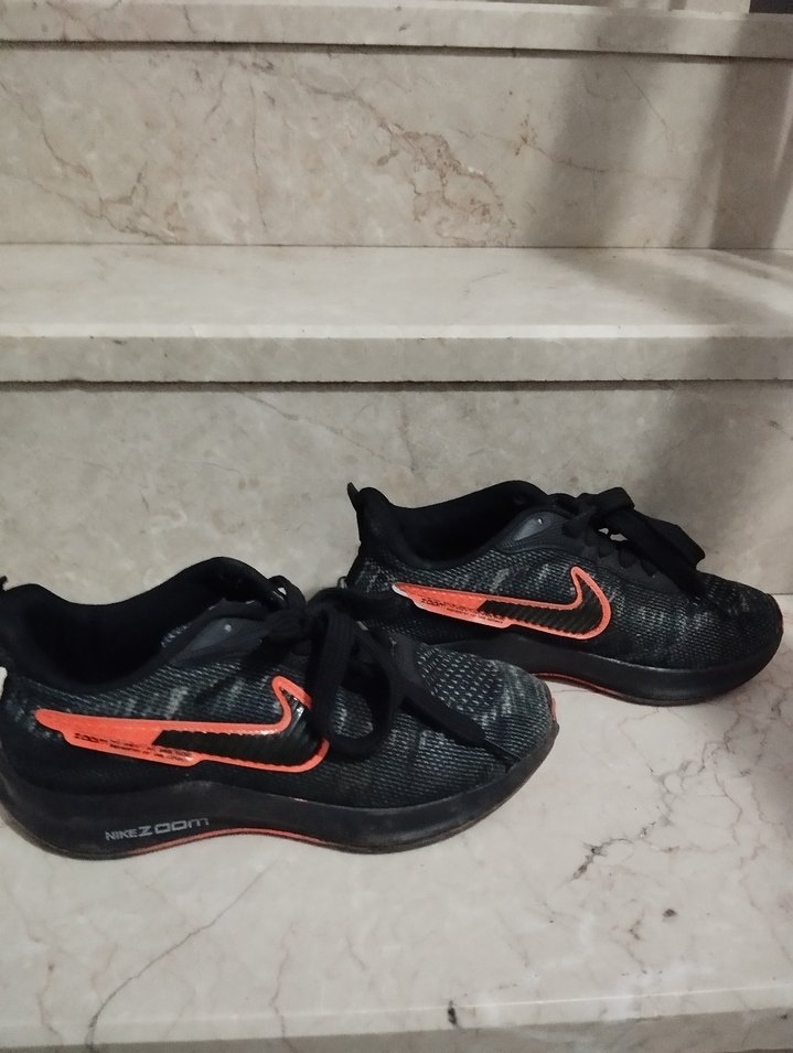 36 Numara Kız Çocuk Nike Zoom Spor Ayakkabı - Görsel 2